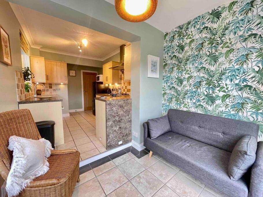 Urban Haven Apartment