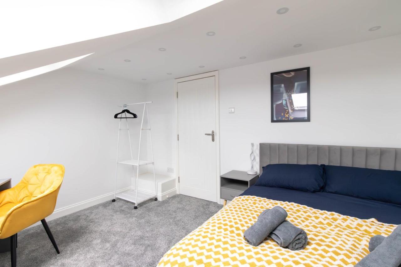 Holiday home Open Mind Property - 6 Luxury Bedrooms With Free Parking Portsmouth