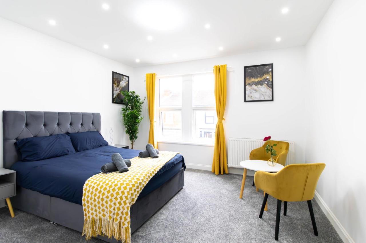Open Mind Property - 6 Luxury Bedrooms With Free Parking Portsmouth