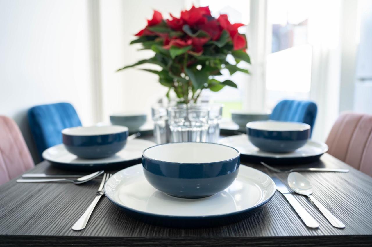 Open Mind Property - 6 Luxury Bedrooms With Free Parking Portsmouth