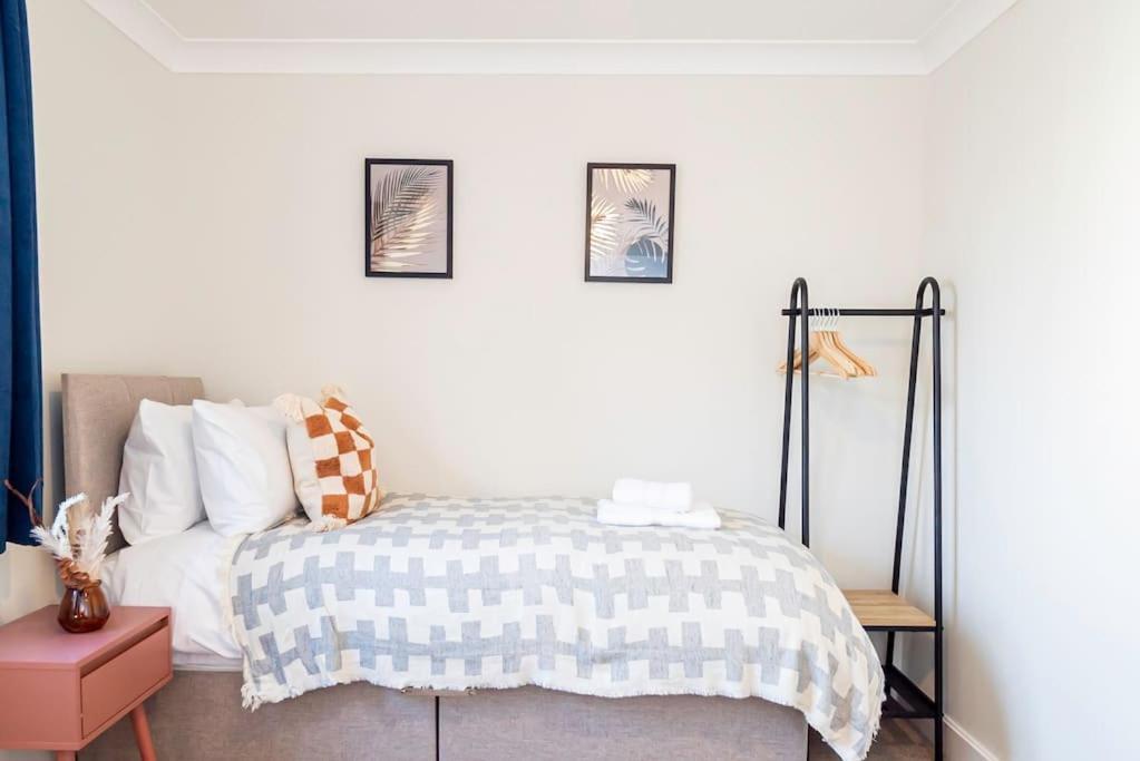 Coastal Comfort Getaway Apartment Portsmouth