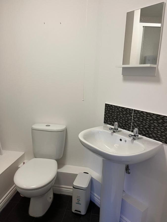 Cosy Two Bedrooms Flat Suitable For A Short Trip Portsmouth