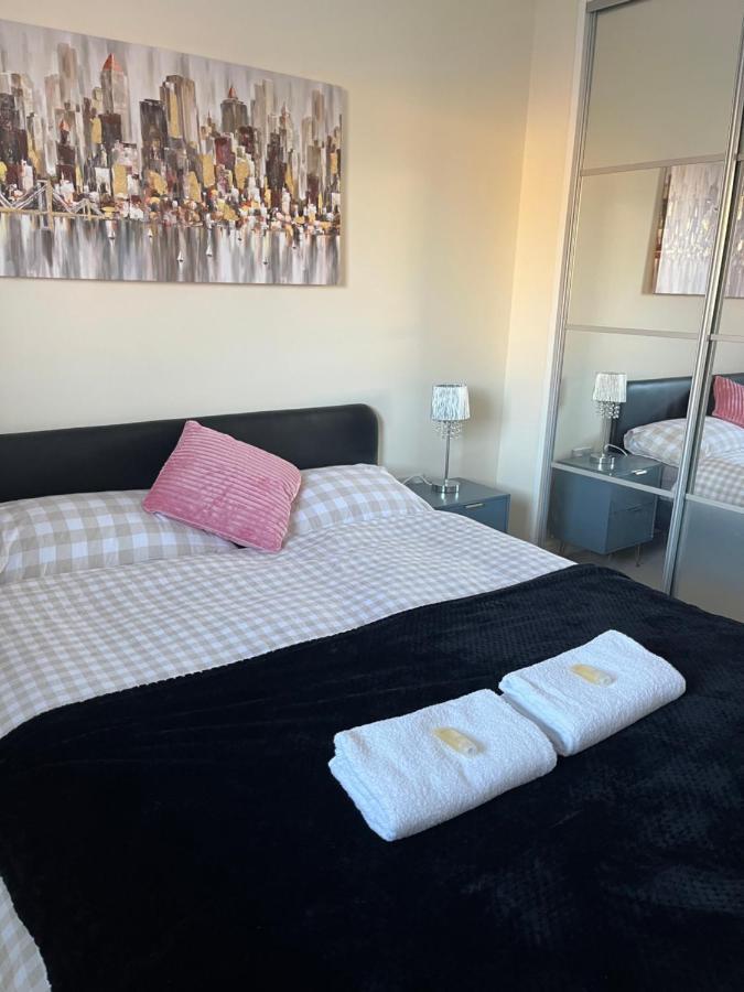 Cosy Two Bedrooms Flat Suitable For A Short Trip Portsmouth