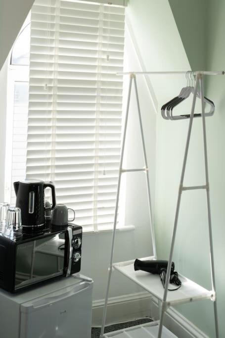 Open Mind Leisure - Ensuite In Southsea Apartment *
