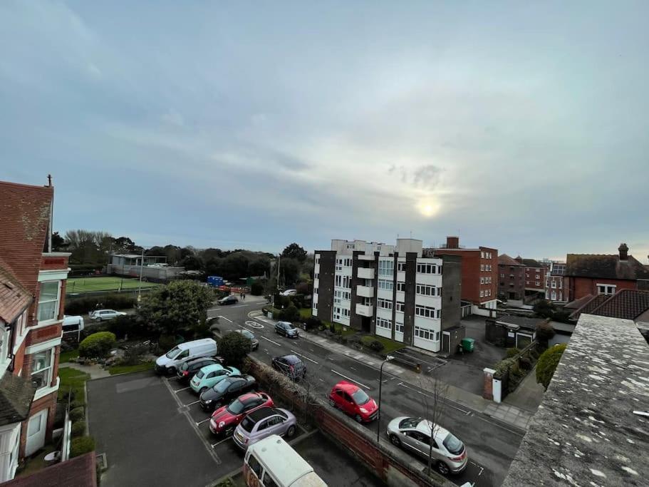 Newly Refurbished 1 Bed Flat Southsea Apartment Portsmouth