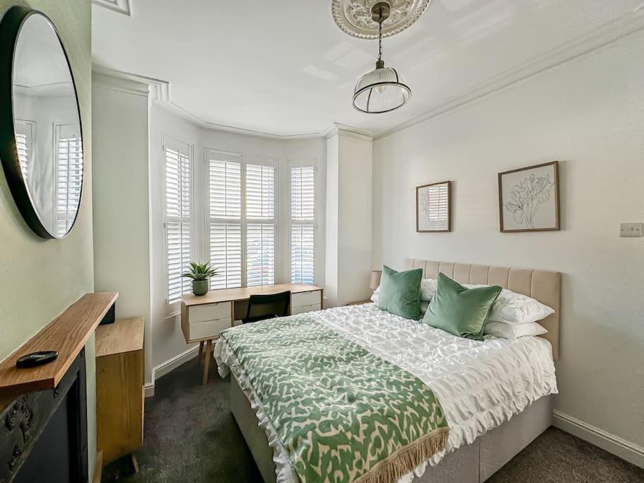 Southsea Luxury Haven