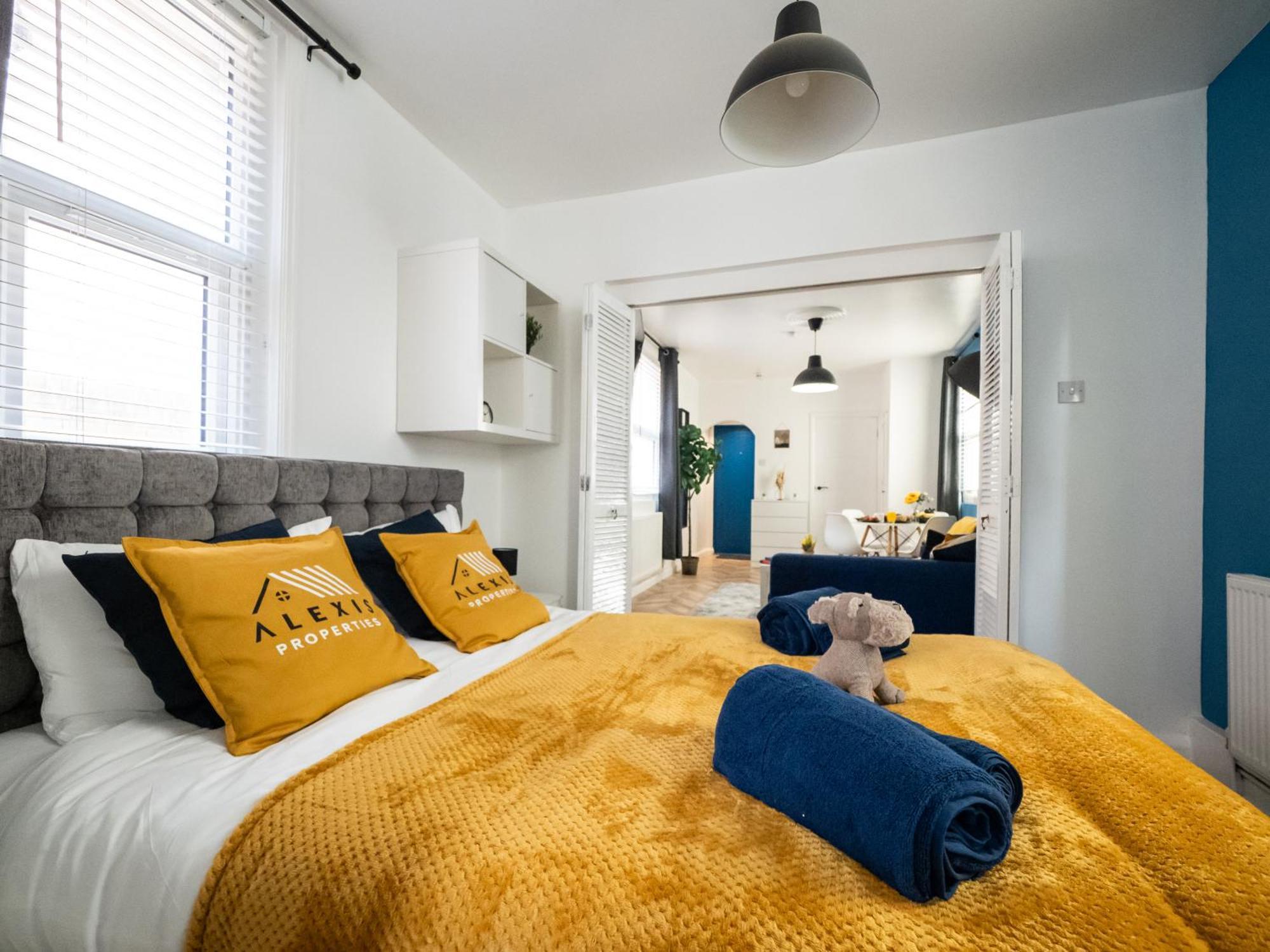 Seaside Retreat: Luxury 1-bed, Free Parking * Portsmouth