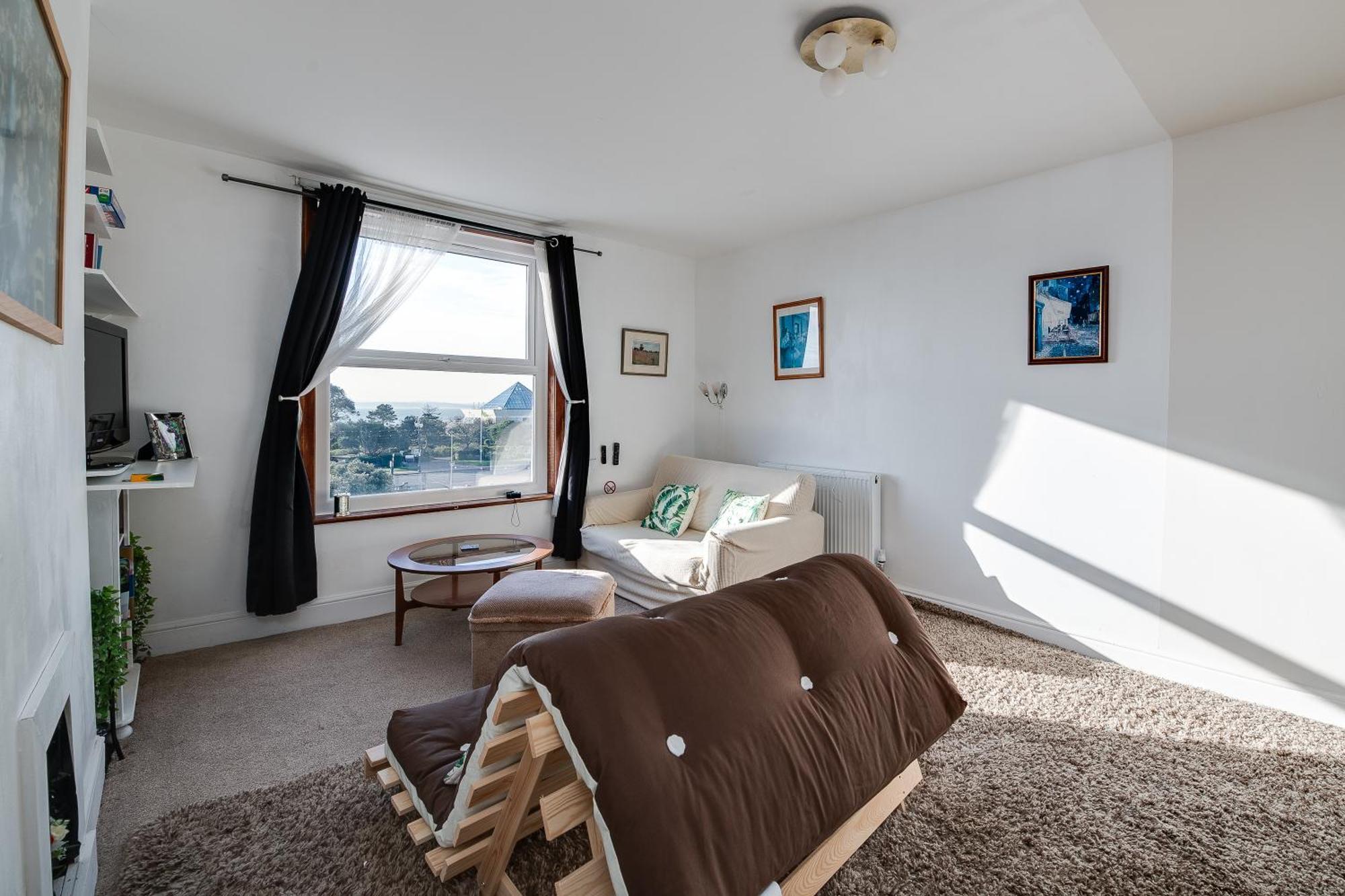 Seaview Apartment