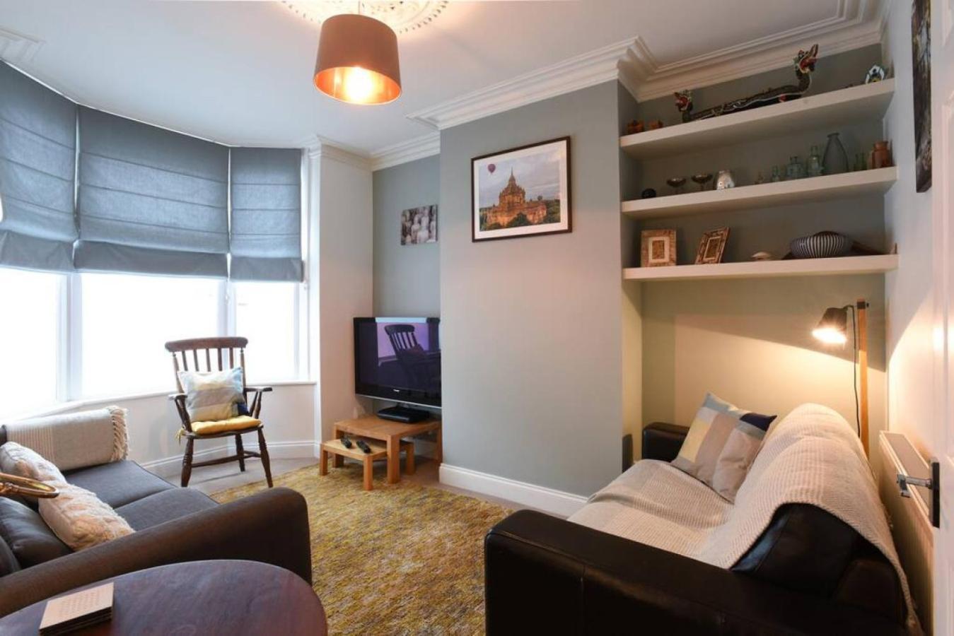 Air Maison - Stylish 2 Bedroom - Short Walk To Southsea *