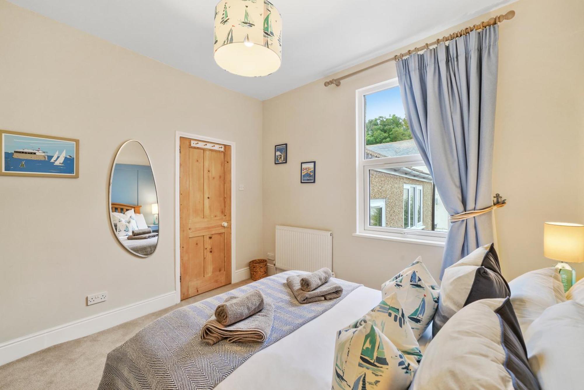 Blue Puffin Stays: Spacious 3-bed Townhouse With Free Parking Portsmouth