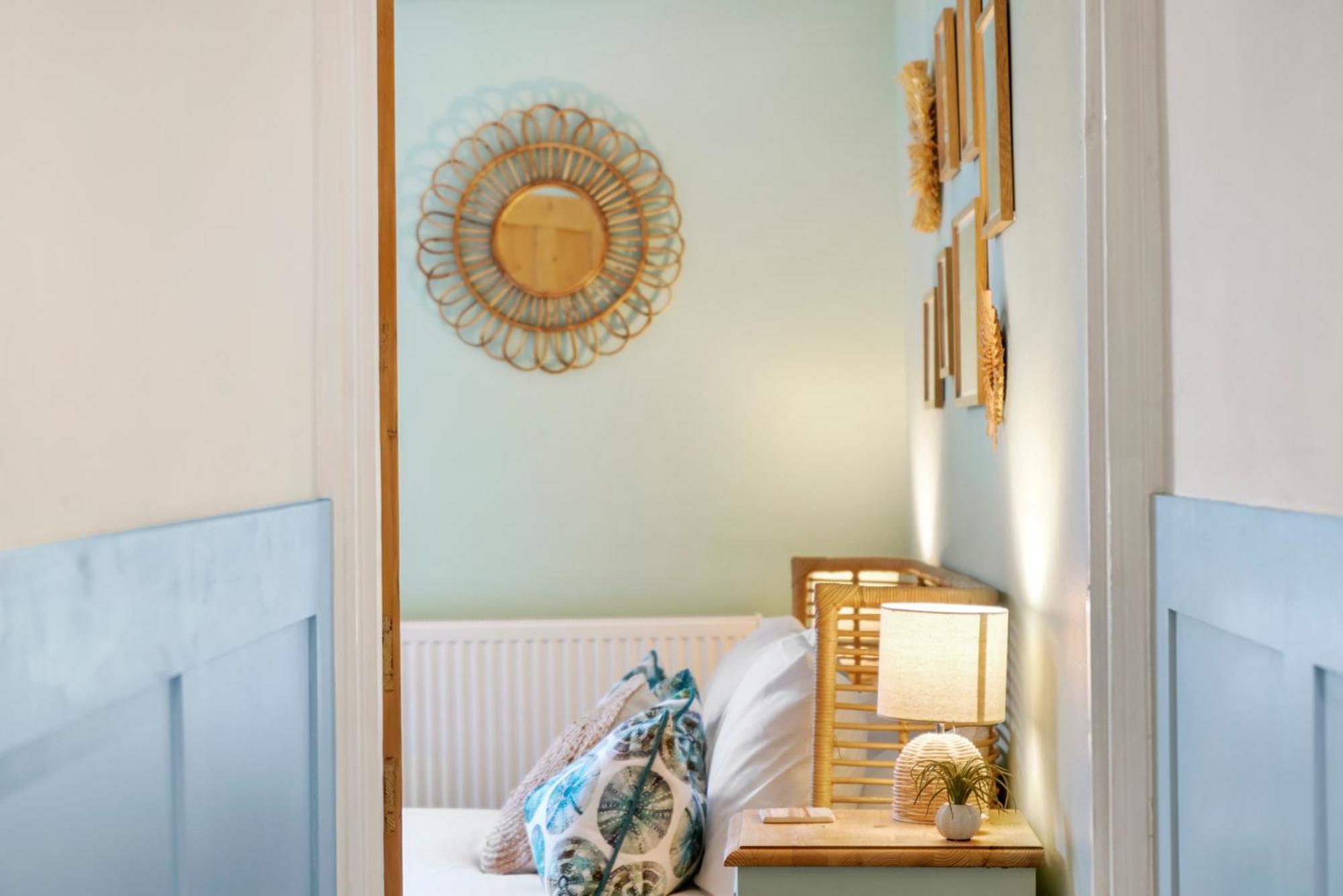 Blue Puffin Stays: Spacious 3-bed Townhouse With Free Parking *