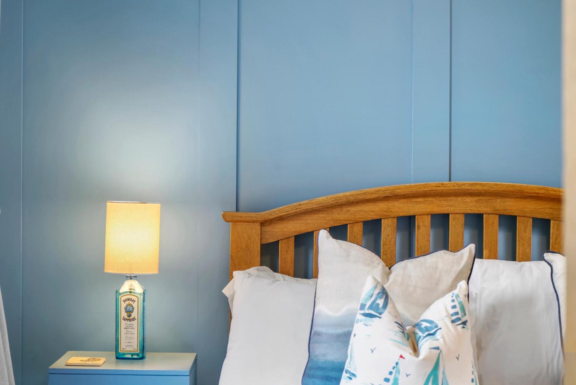 Blue Puffin Stays: Spacious 3-bed Townhouse With Free Parking Holiday home Portsmouth
