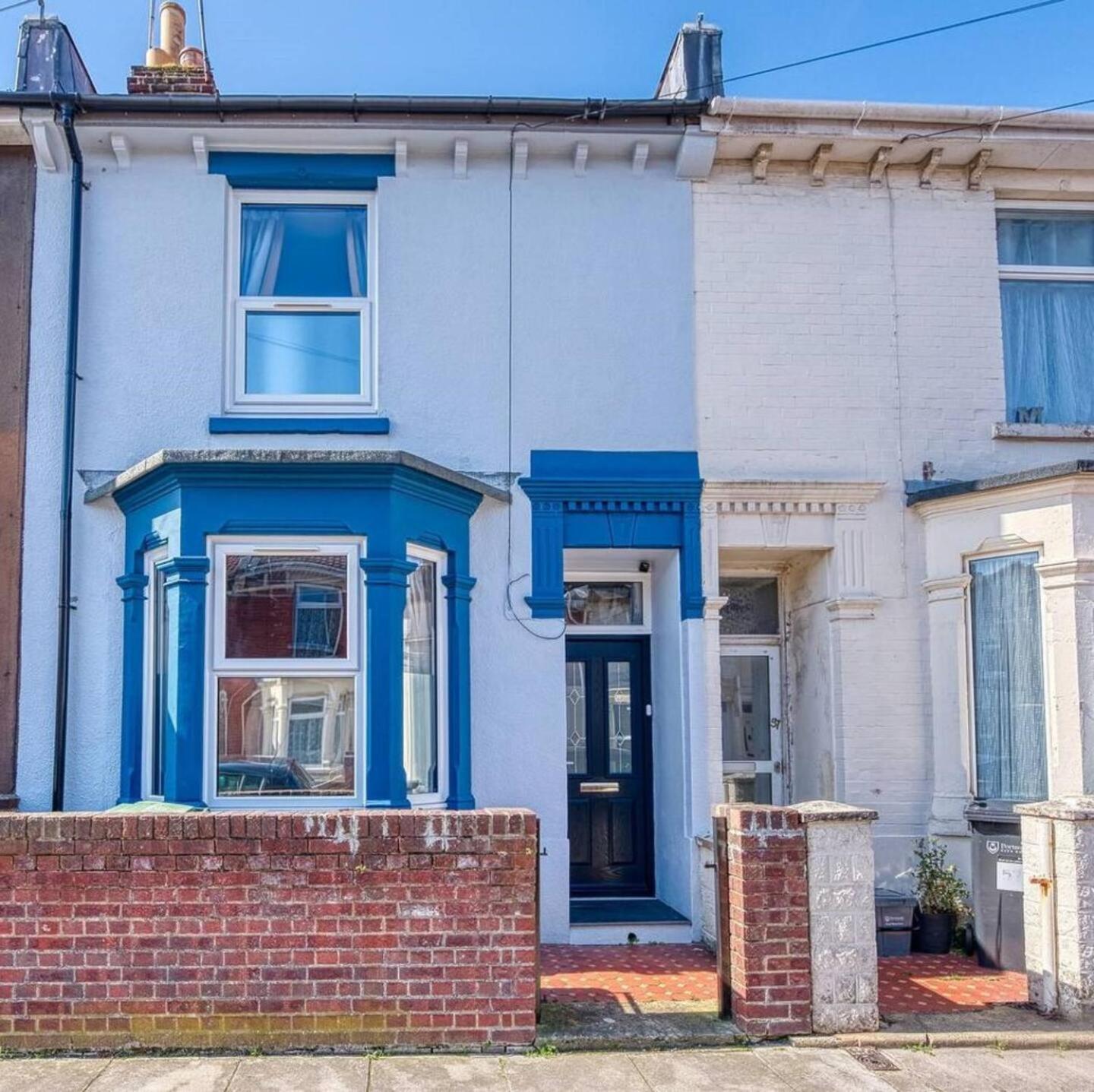 Easter Special Offer!! Modern, Stunning & Stylish 2-br Contractor House, Prime Location With Free Parking Permit - By Blue Puffin *
