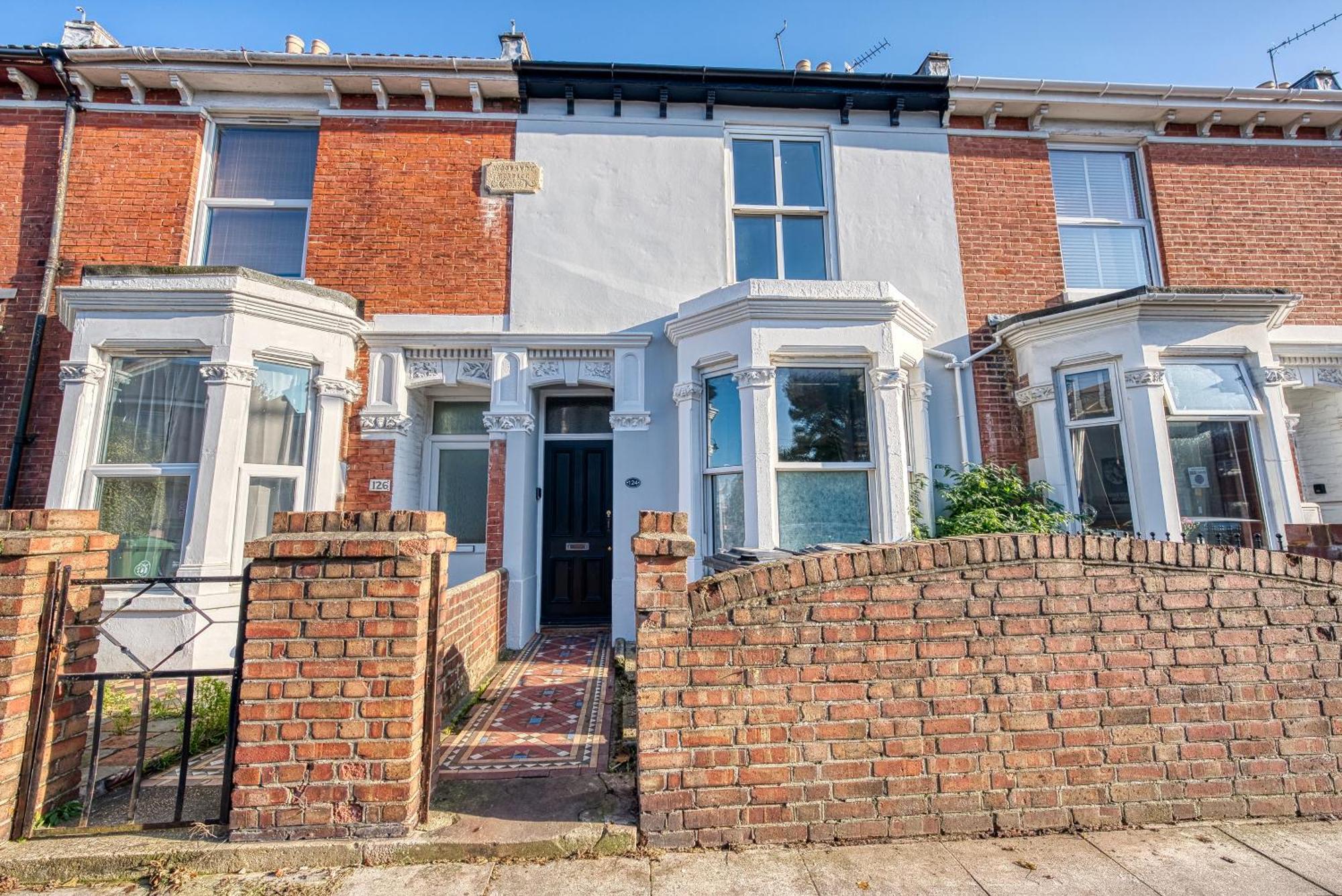 Holiday home Blue Puffin Manor: Modern 4-bed Pet-friendly House In *