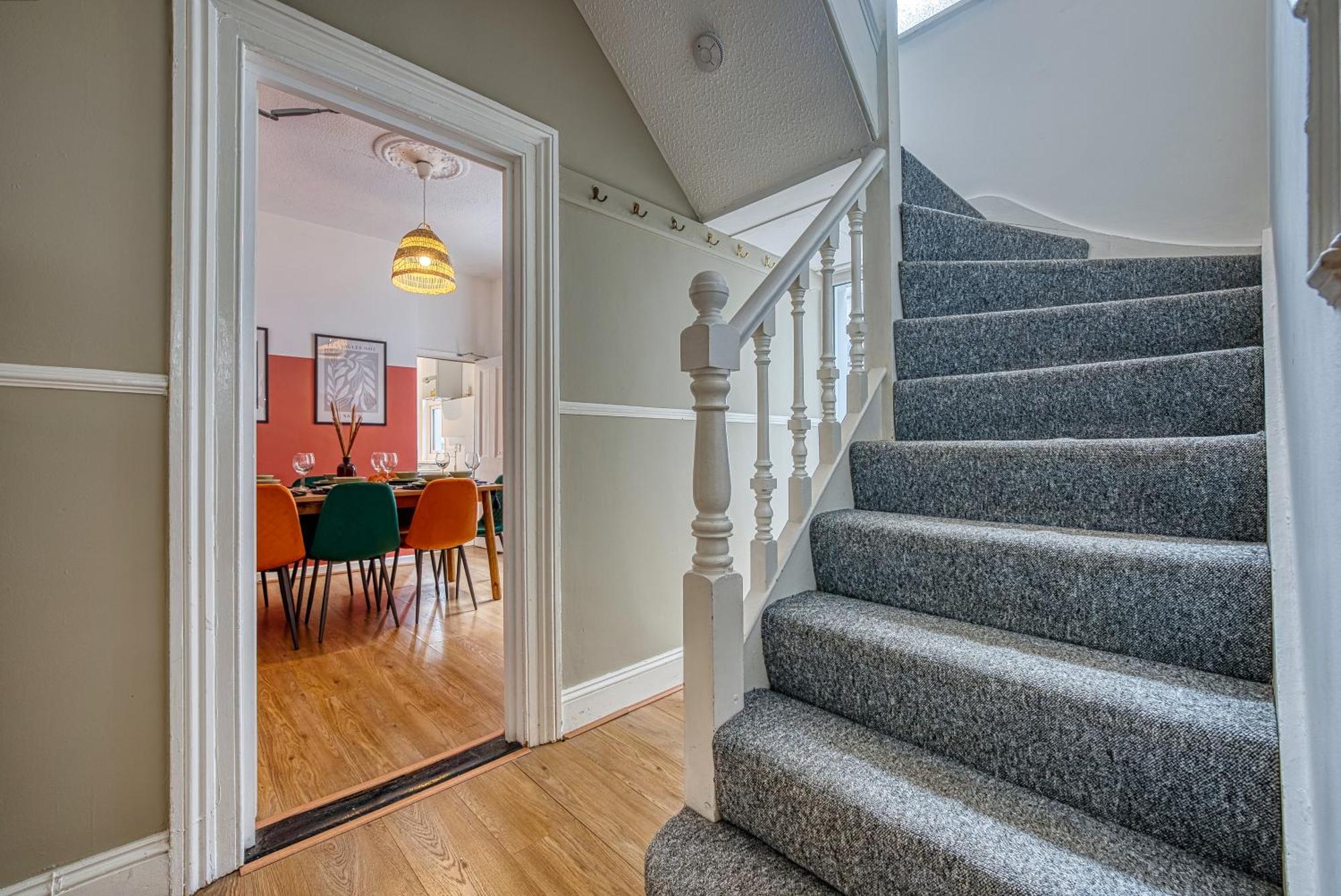 Holiday home Blue Puffin Manor: Modern 4-bed Pet-friendly House In