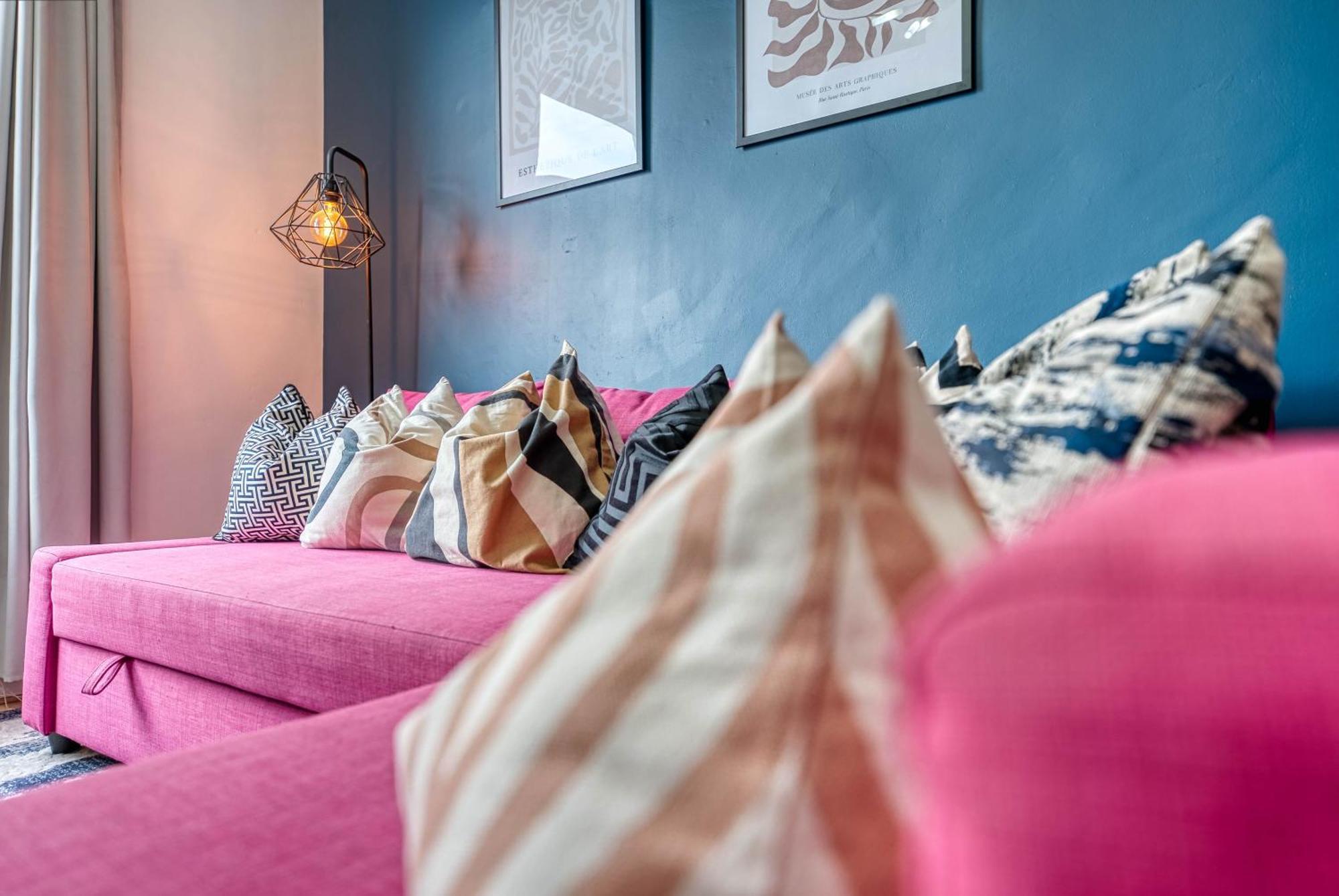 Stunning 3 Bed Chic Townhouse, Parking & Pet Friendly! Spacious - Sleeps 8 By Blue Puffin * Portsmouth