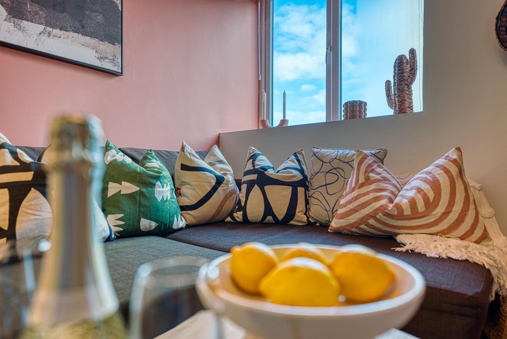 Blue Puffin Stays: Chic Near Gunwharf Quays & Portsmouth