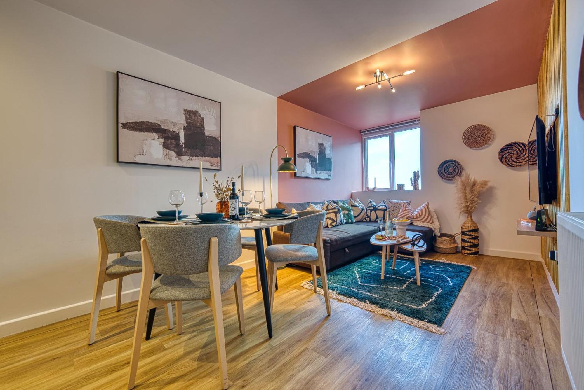 Apartment Blue Puffin Stays: Chic Near Gunwharf Quays &