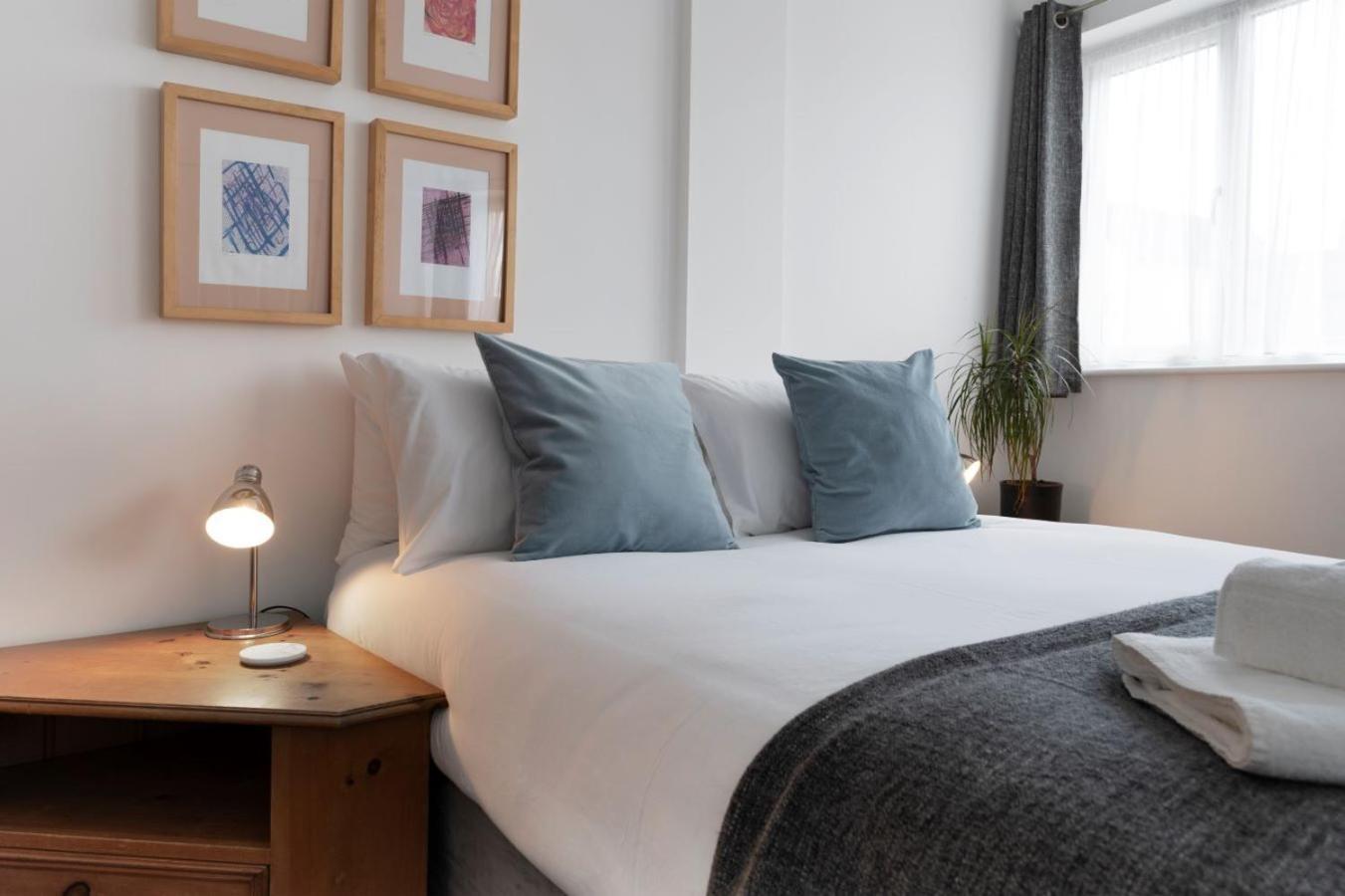 Apartment Milton Mews - Spacious And Modern 3 Bedroom In