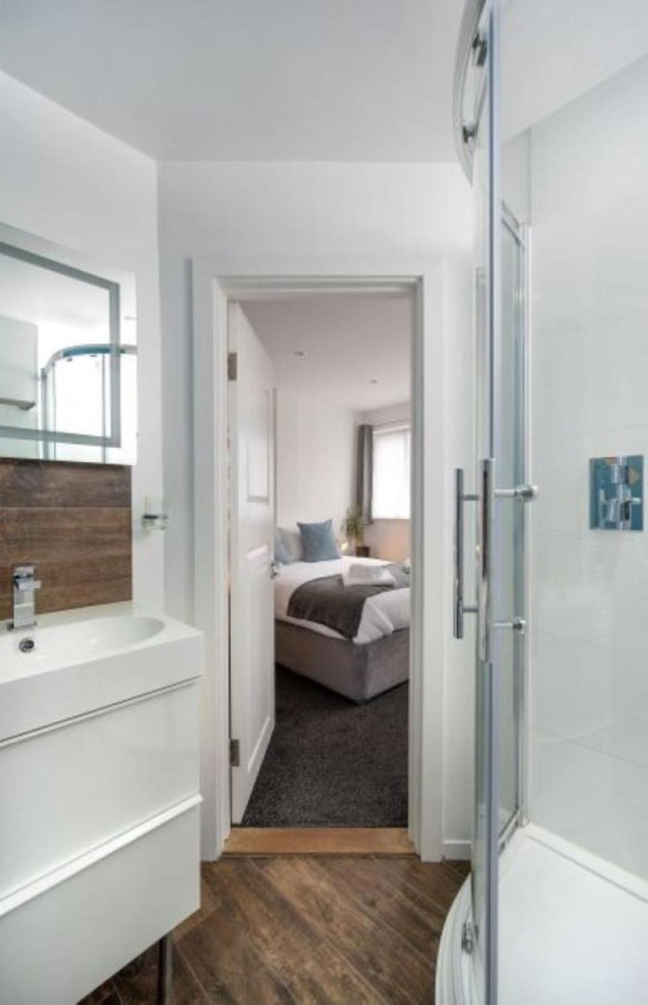 Milton Mews - Spacious And Modern 3 Bedroom In Portsmouth