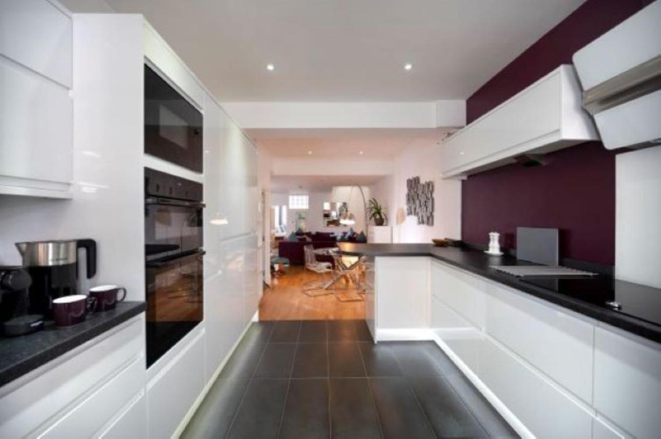 Milton Mews - Spacious And Modern 3 Bedroom In *
