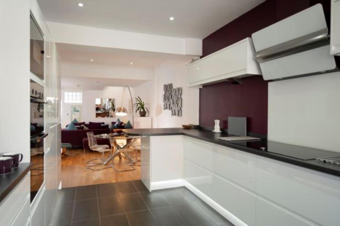 Apartment Milton Mews - Spacious And Modern 3 Bedroom In Portsmouth