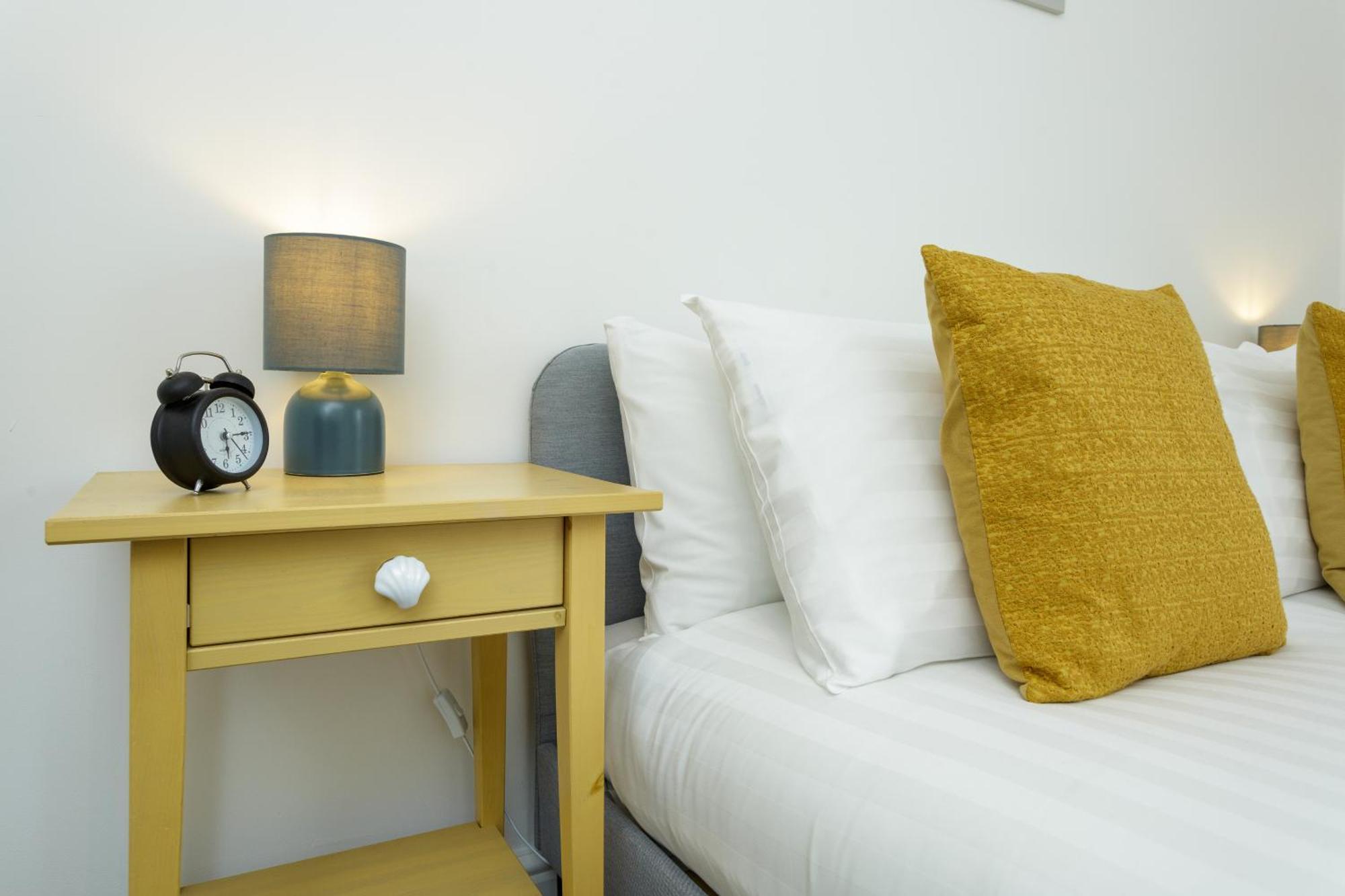 Percy Terrace - Charming 2 Bedroom Town House * Portsmouth