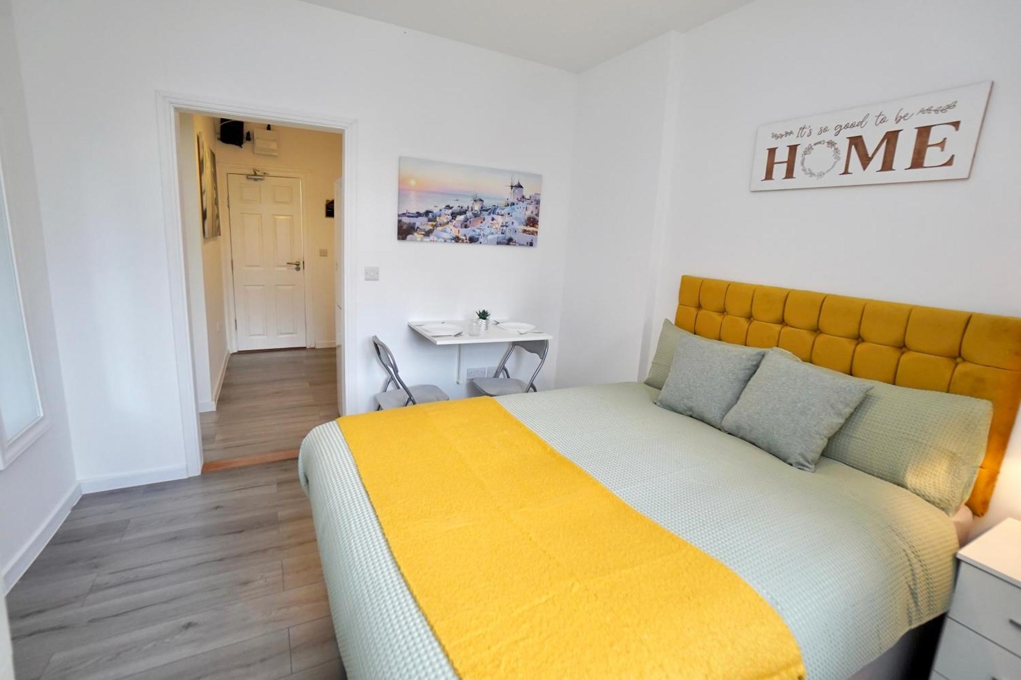 Luxury Flats In Southsea - Free Parking *