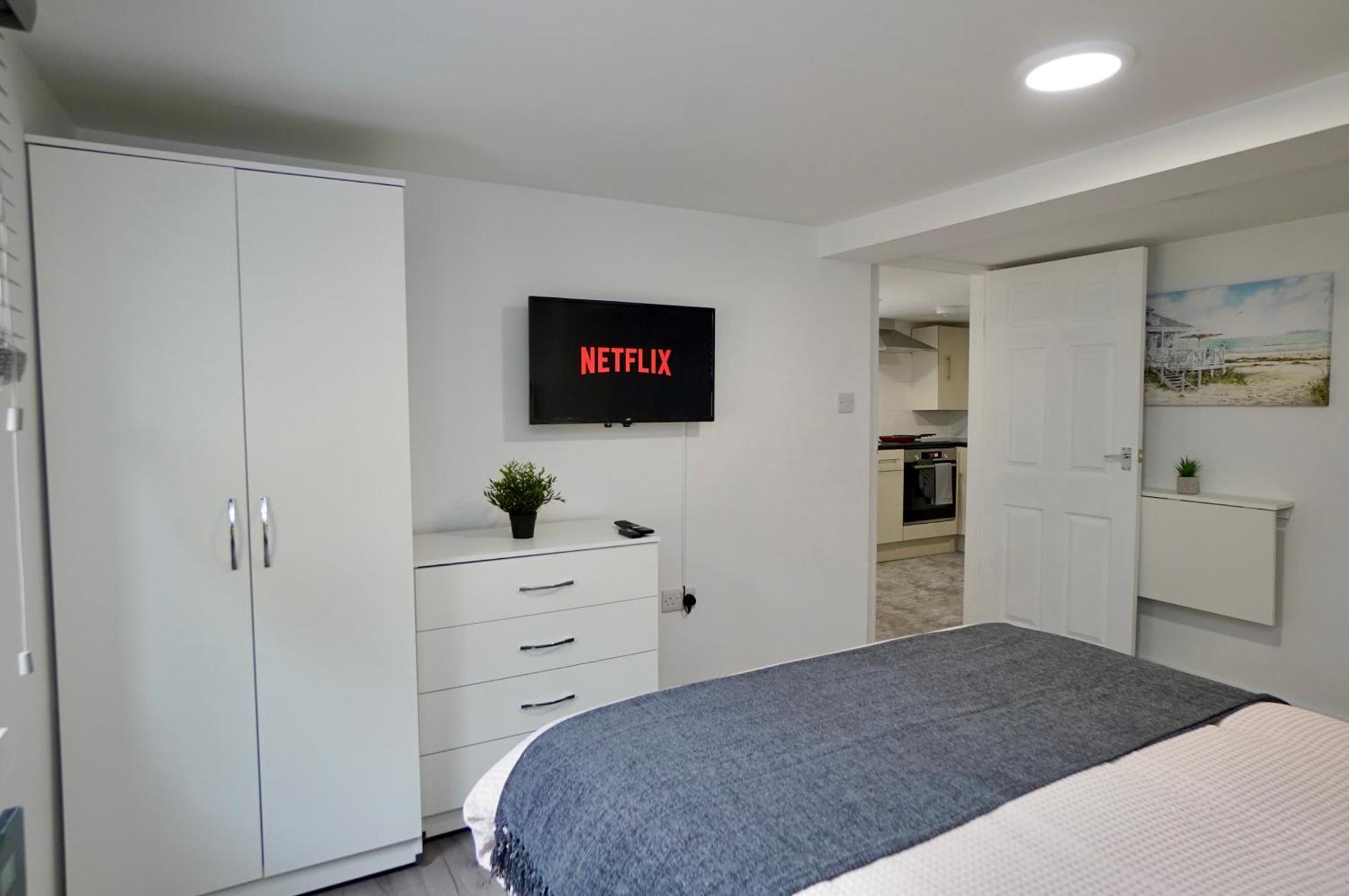 Luxury Flats In Southsea - Free Parking Portsmouth