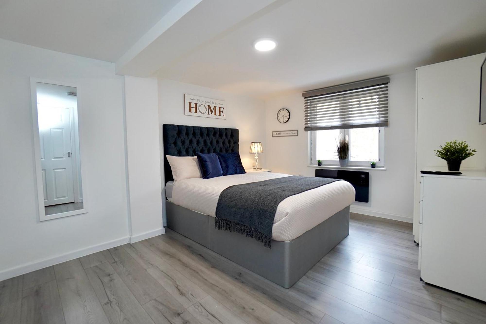 Luxury Flats In Southsea - Free Parking Apartment