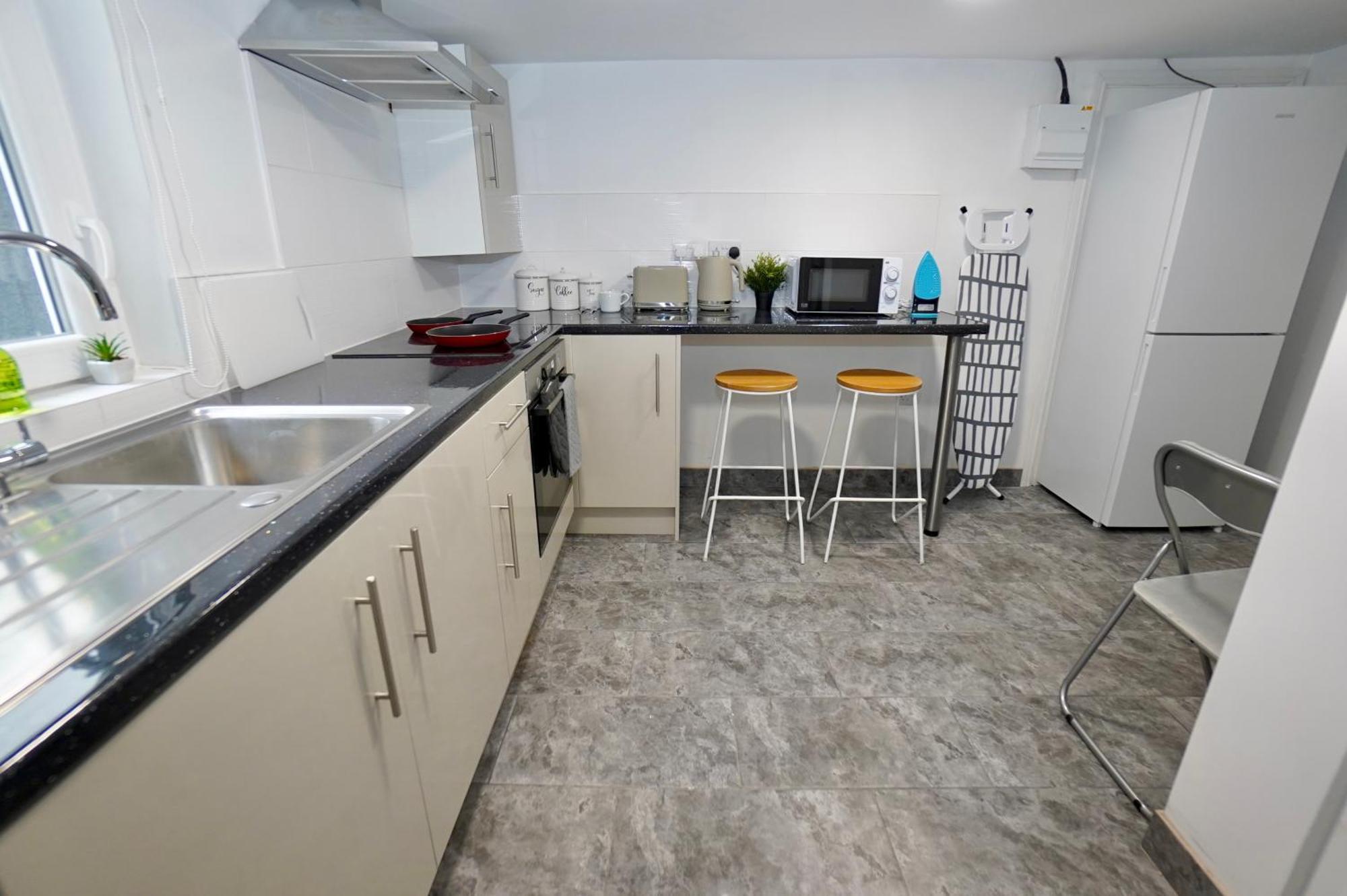 Luxury Flats In Southsea - Free Parking Portsmouth