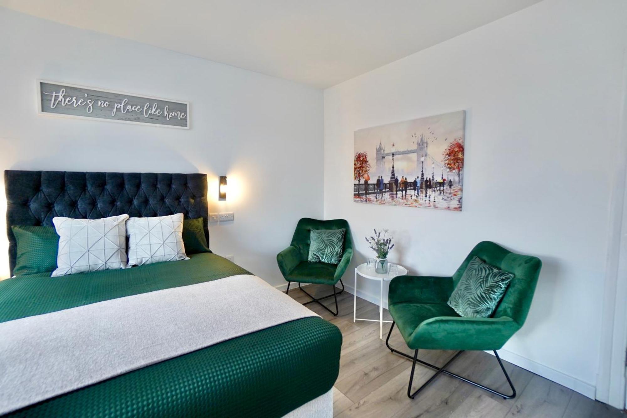 Luxury Flats In Southsea - Free Parking *