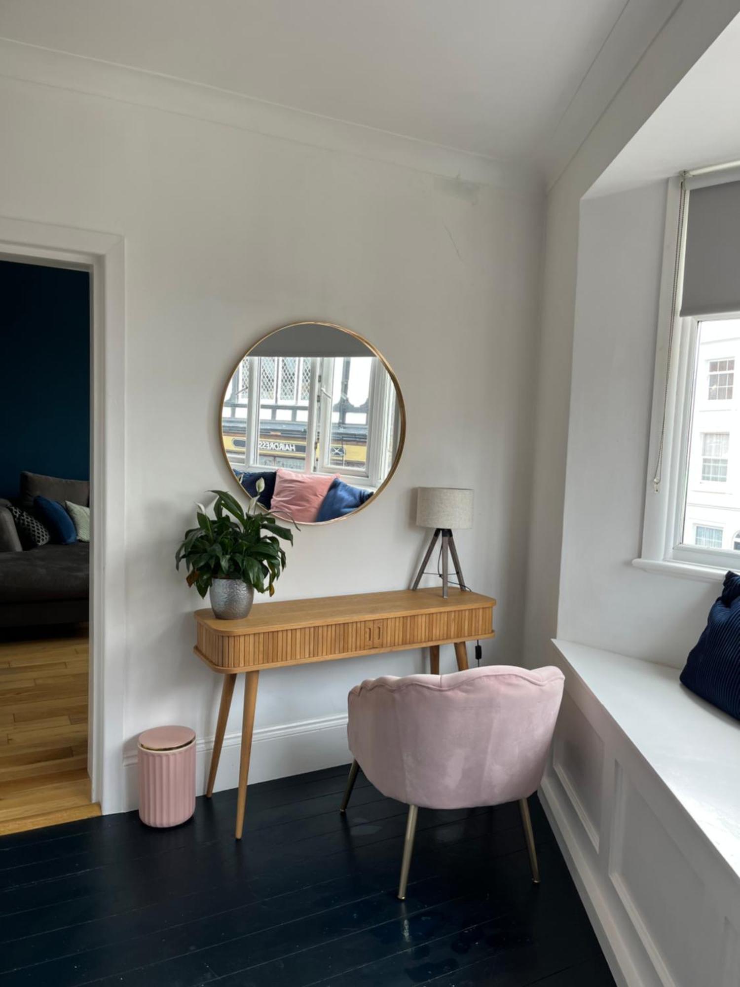 The Clock Tower Apartment: Modern 2-bed With Free Parking In Southsea * Portsmouth