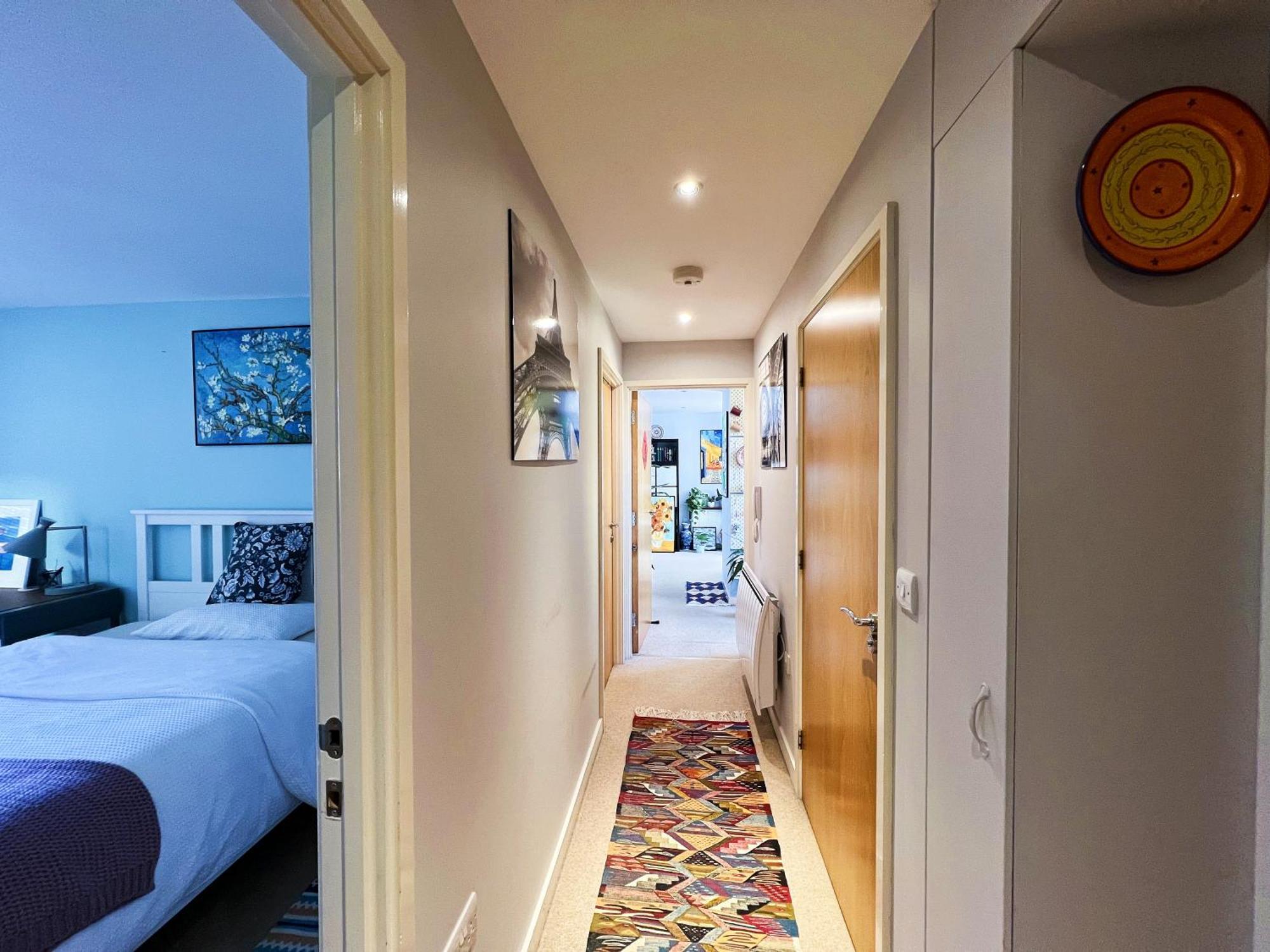 A Stylish Flat Offering A Private Bedroom Near Landmark Of Guest house Portsmouth