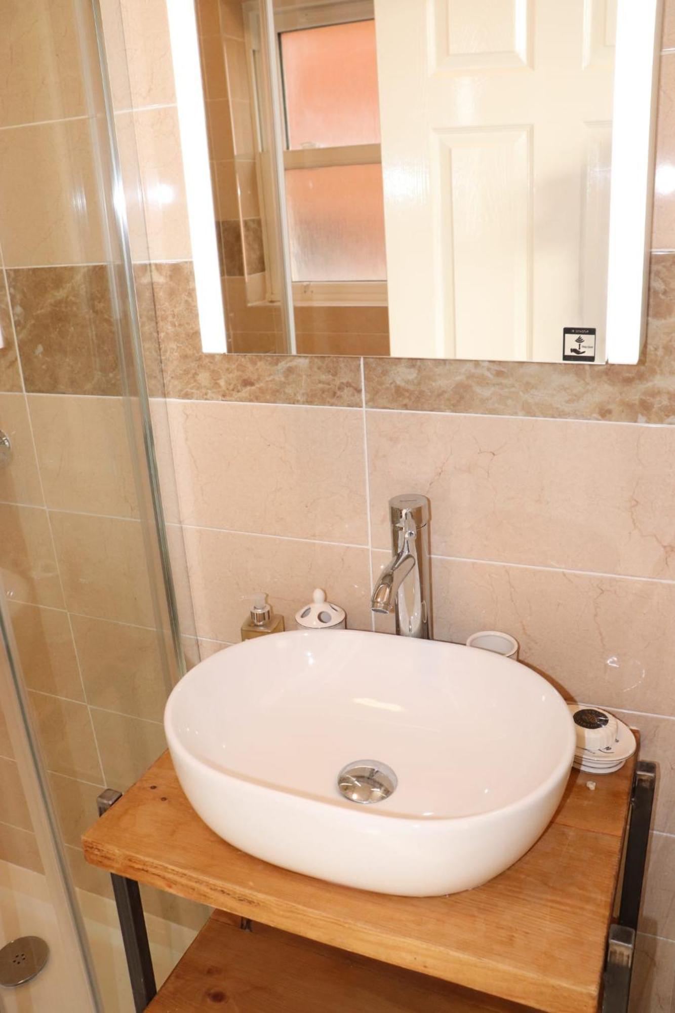 Apartment Newly Refurbished 1 Bed Flat Southsea