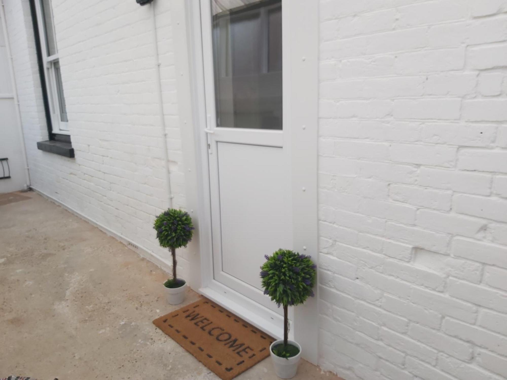 Apartment Flat 7 - Newly Renovated *