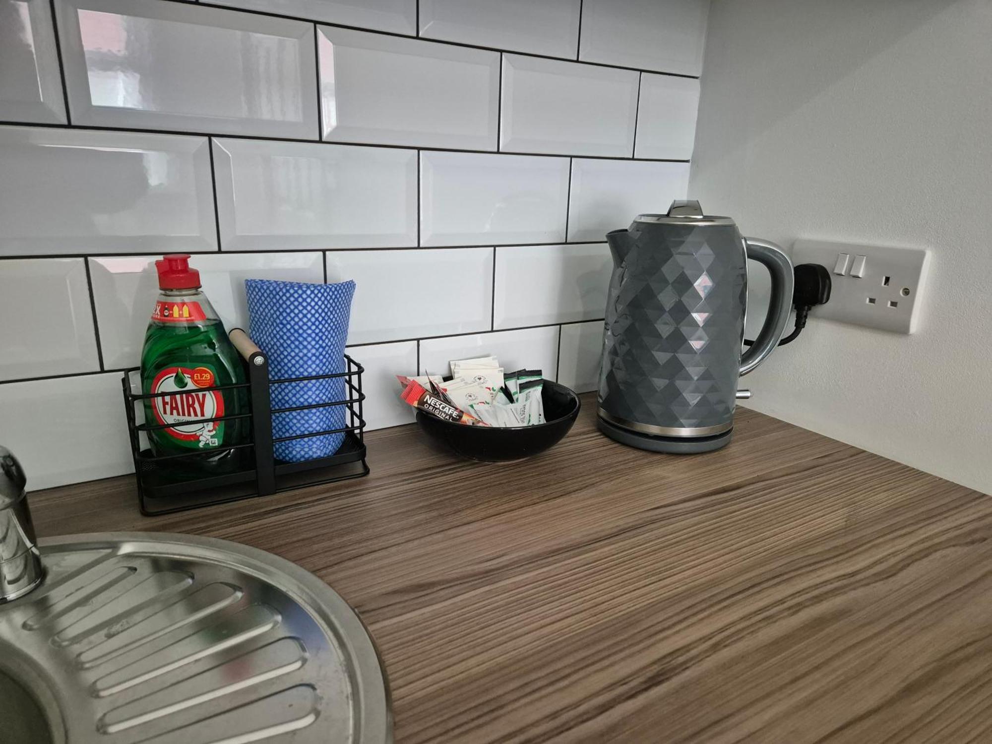 #2 Fully Refurbished Apartment *