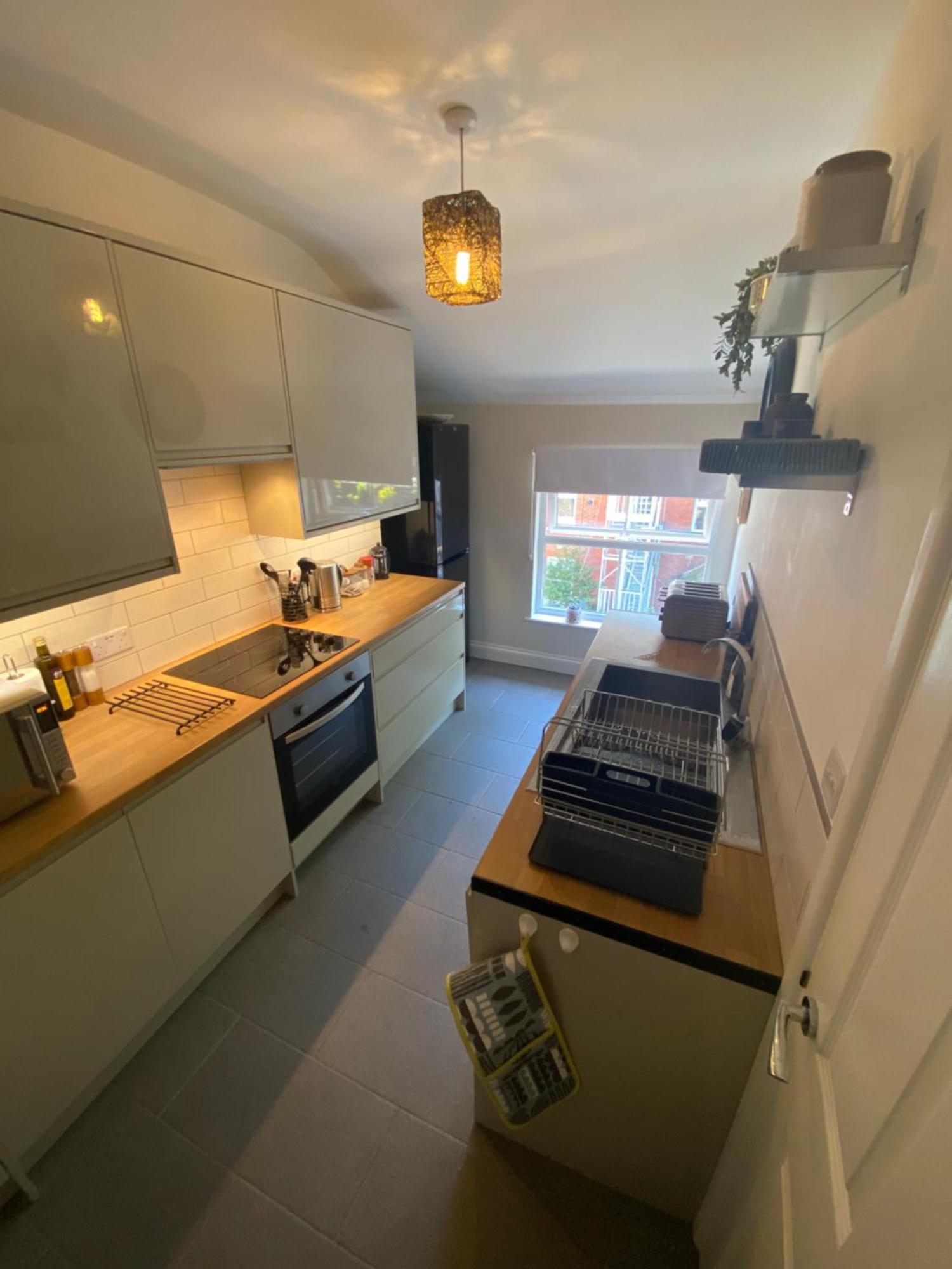 41 Shaftesbury Road Apartment Portsmouth