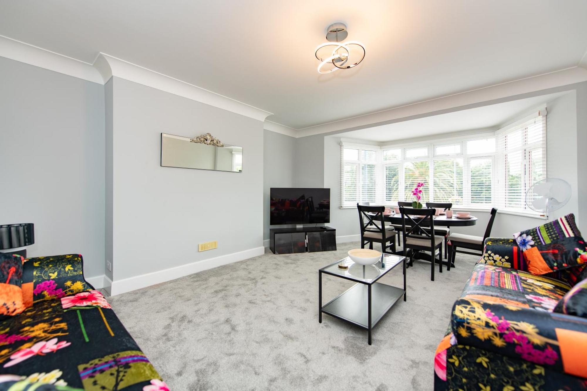 Solent Court Apartment
