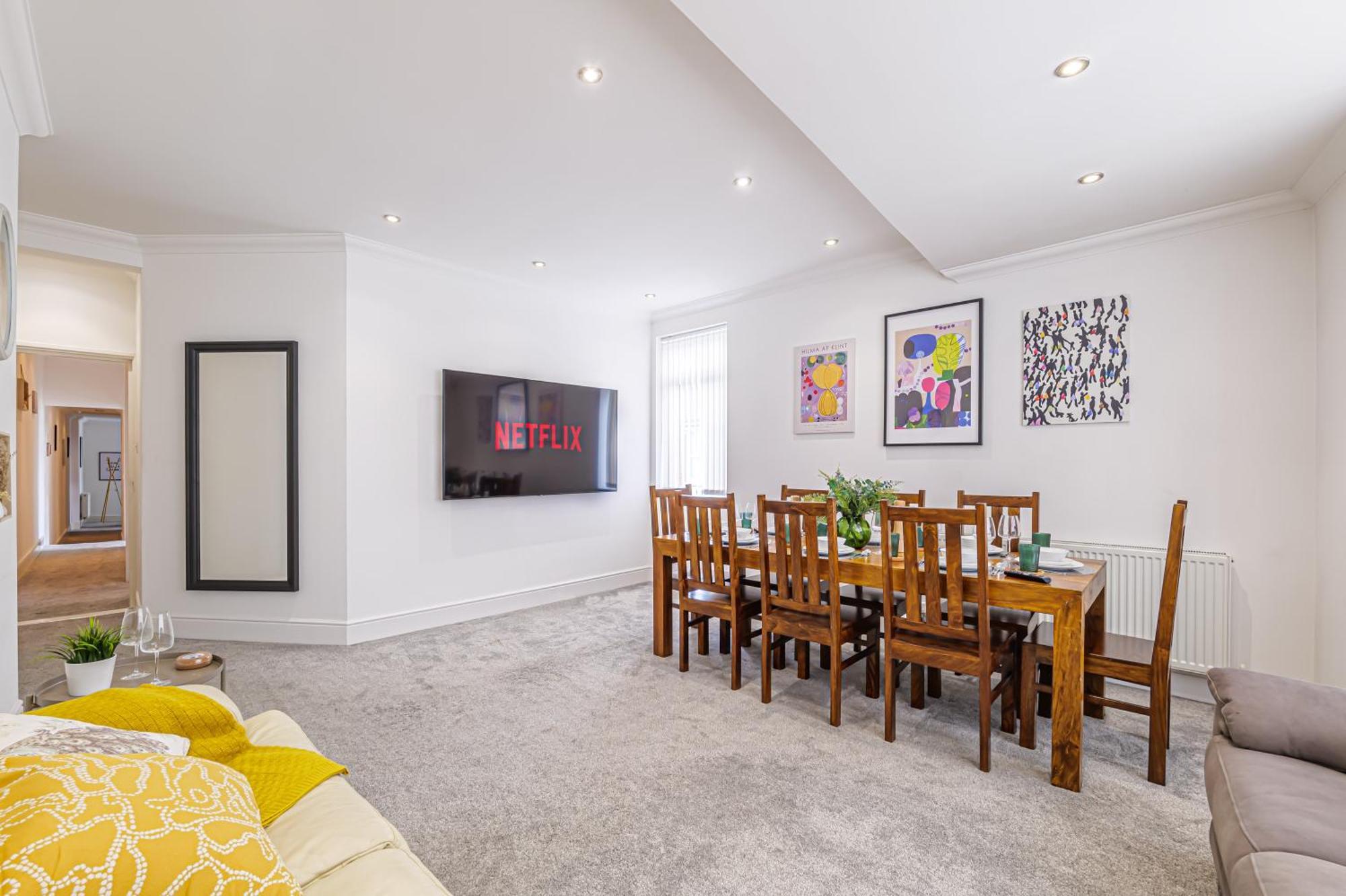 Apartment Luxury 4 Bedroom Southsea - Free Parking