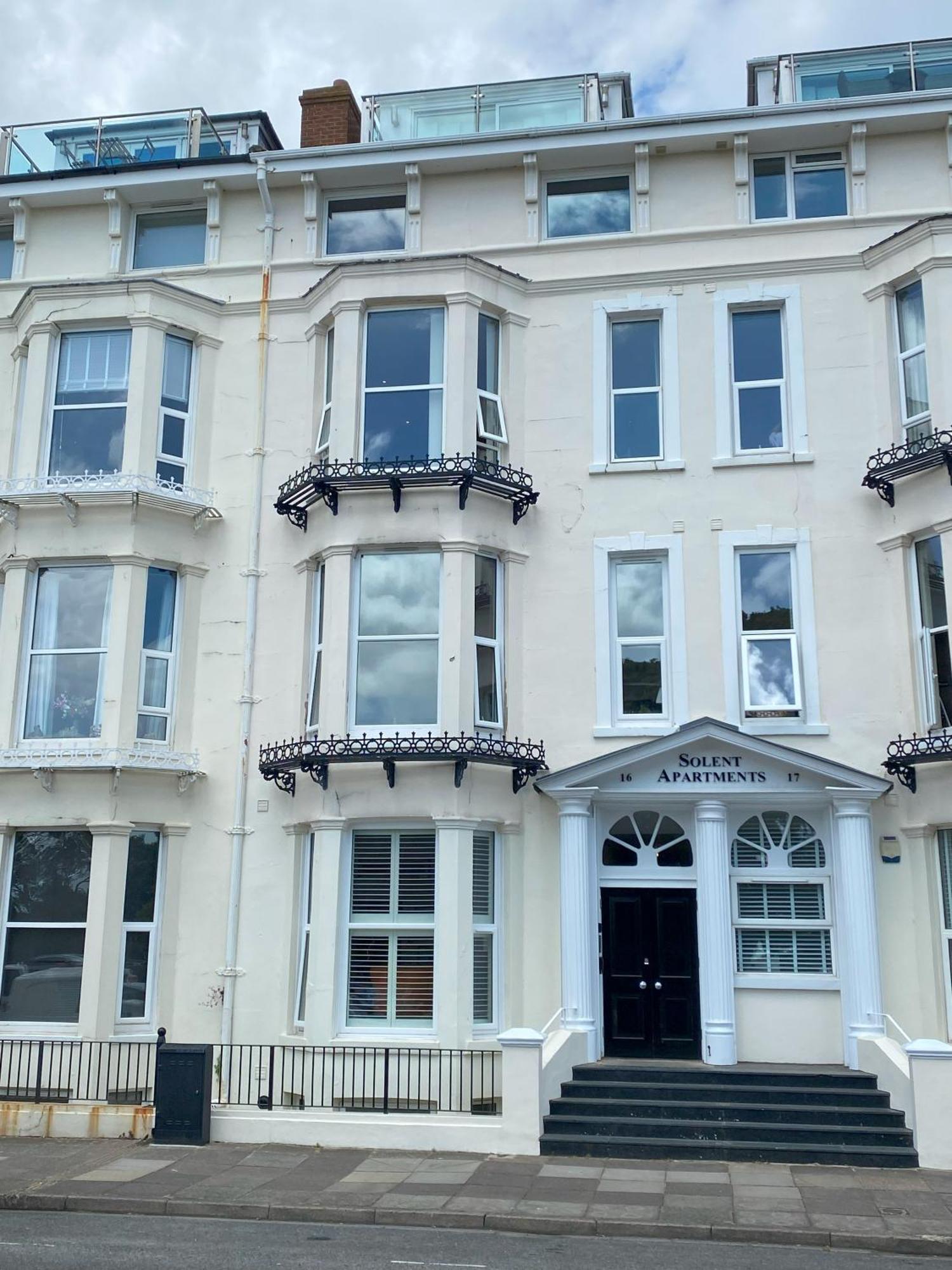 Apartment Solent