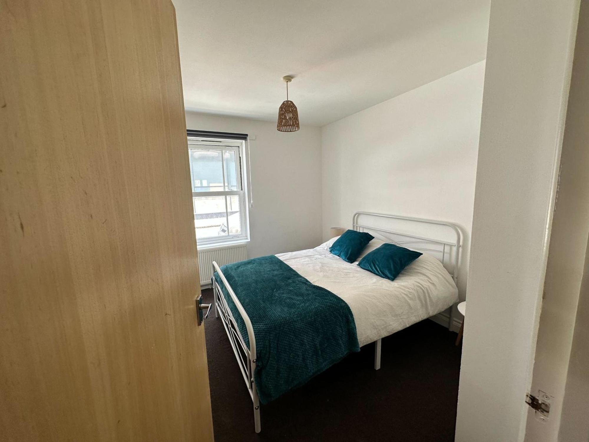 Seaside Serenity Modern 2-bed Flat In Southsea * Portsmouth