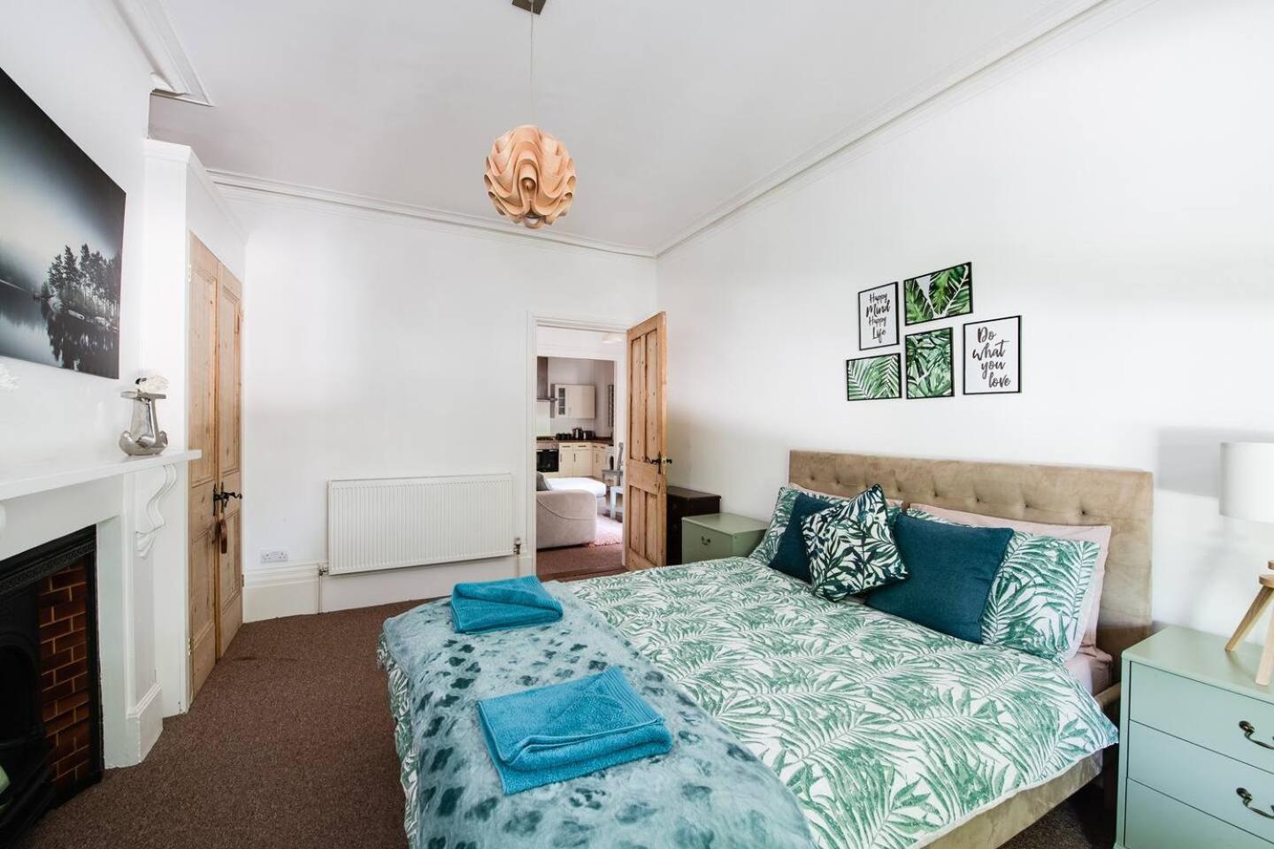 Apartment Family Friendly Flat Just Minutes From The Beach! Portsmouth