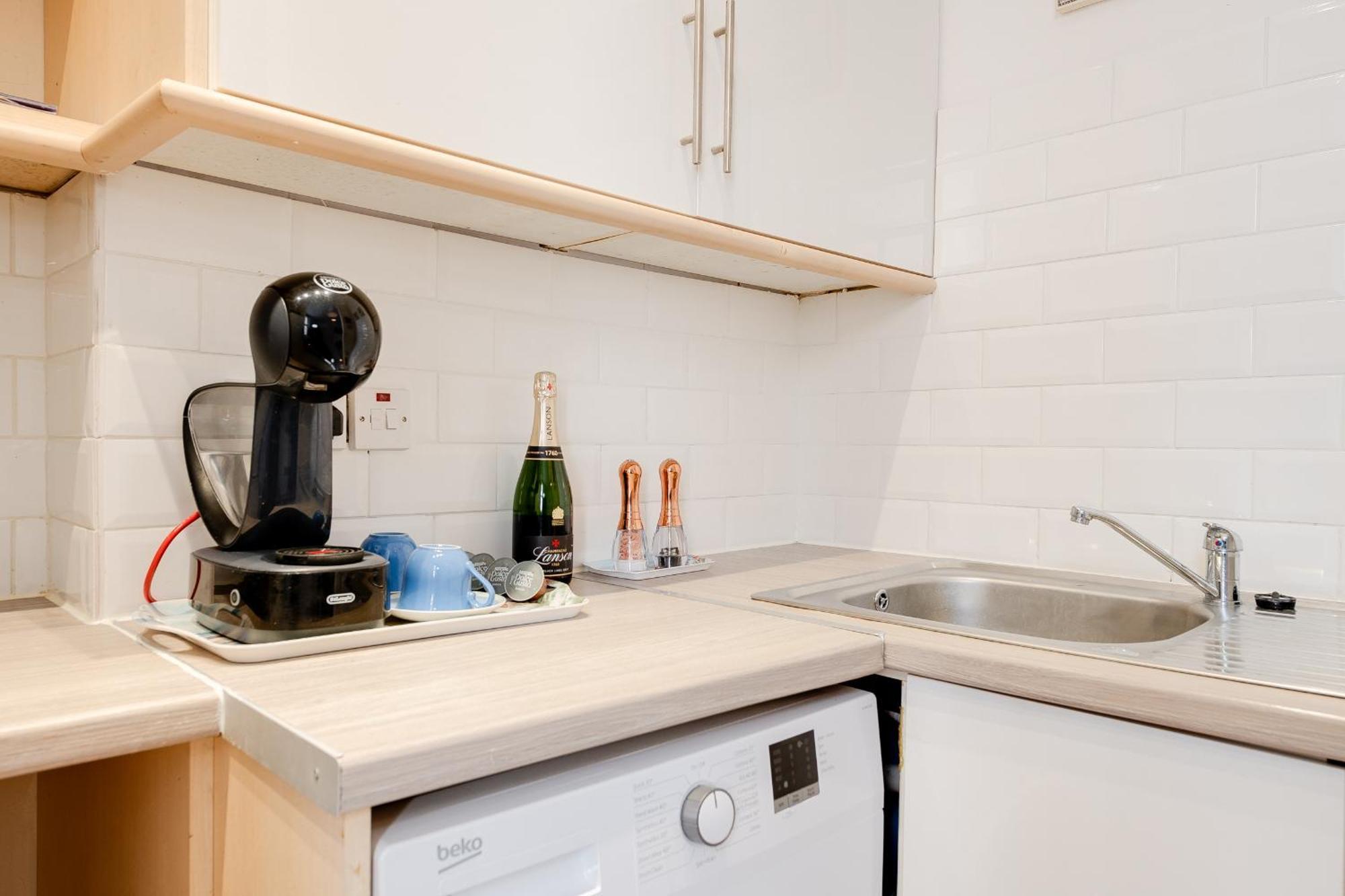 Dockyard Hideaway Nr Gunwharf Quays *