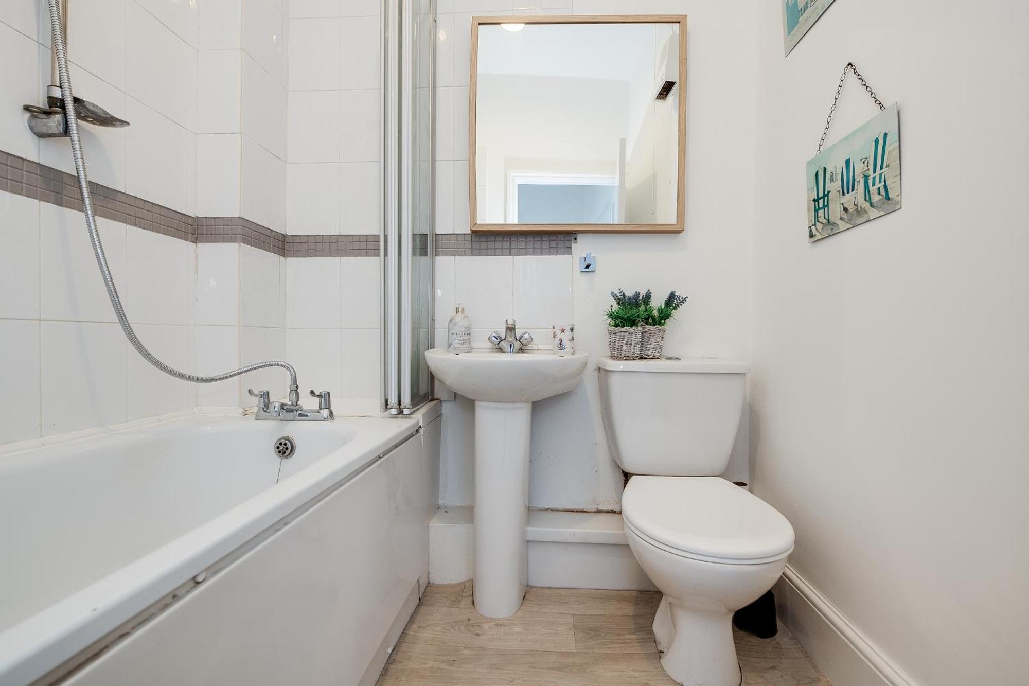 Dockyard Hideaway Nr Gunwharf Quays Apartment *