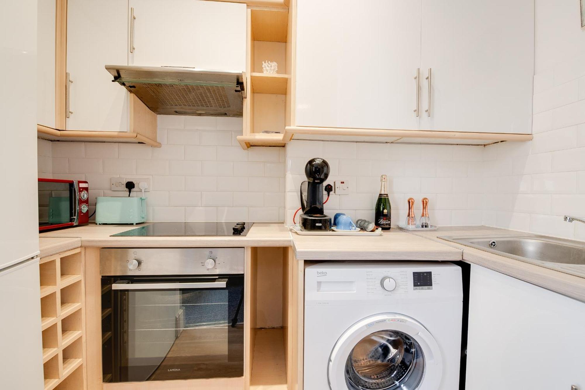 Apartment Dockyard Hideaway Nr Gunwharf Quays Portsmouth