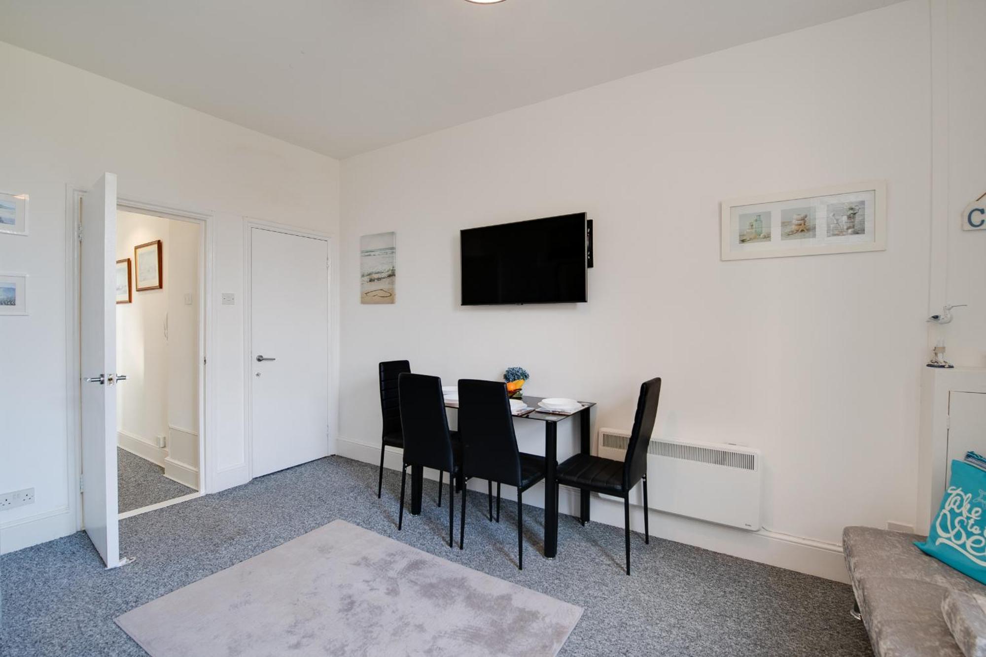 Dockyard Hideaway Nr Gunwharf Quays *