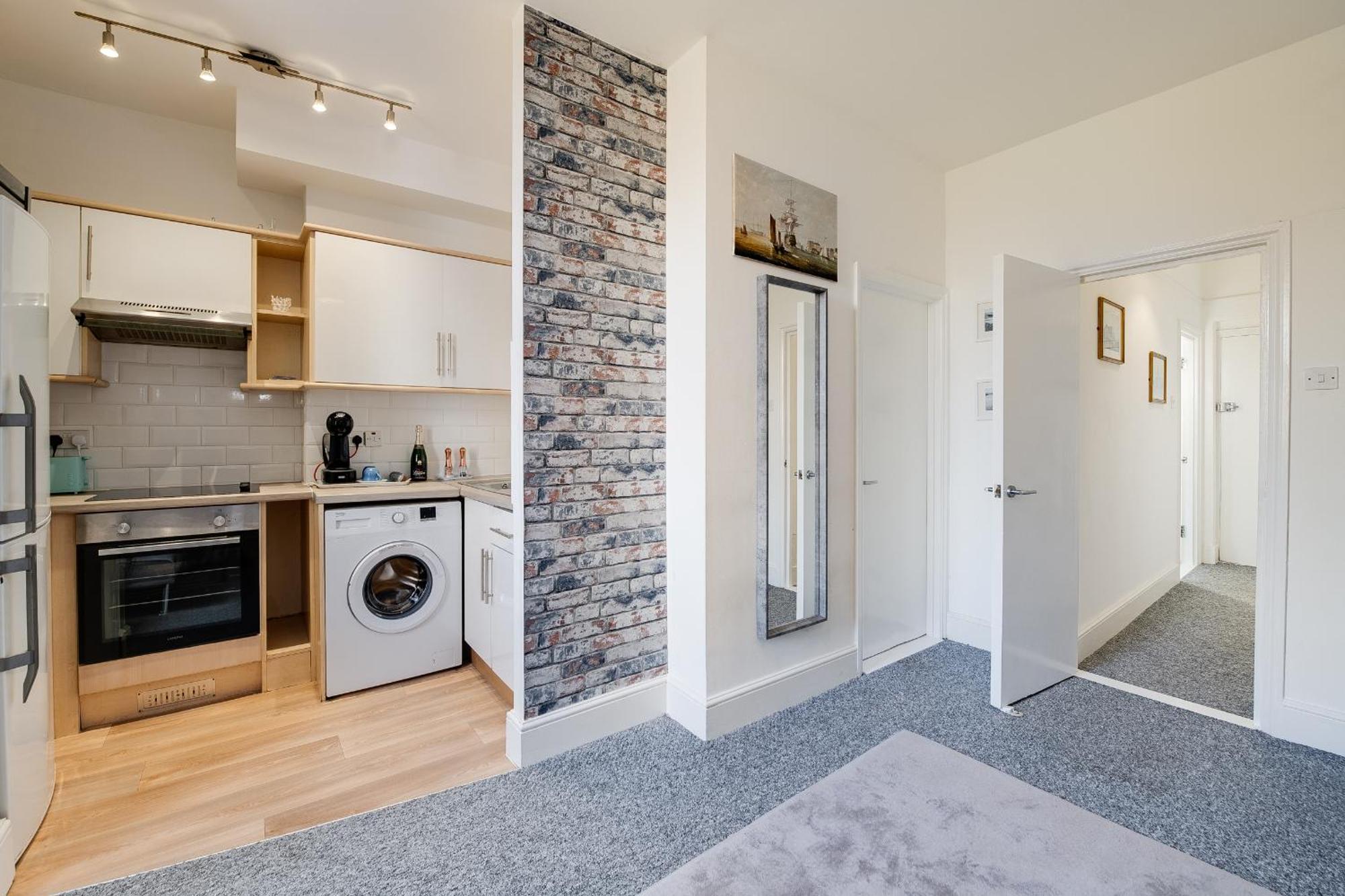 Apartment Dockyard Hideaway Nr Gunwharf Quays Portsmouth