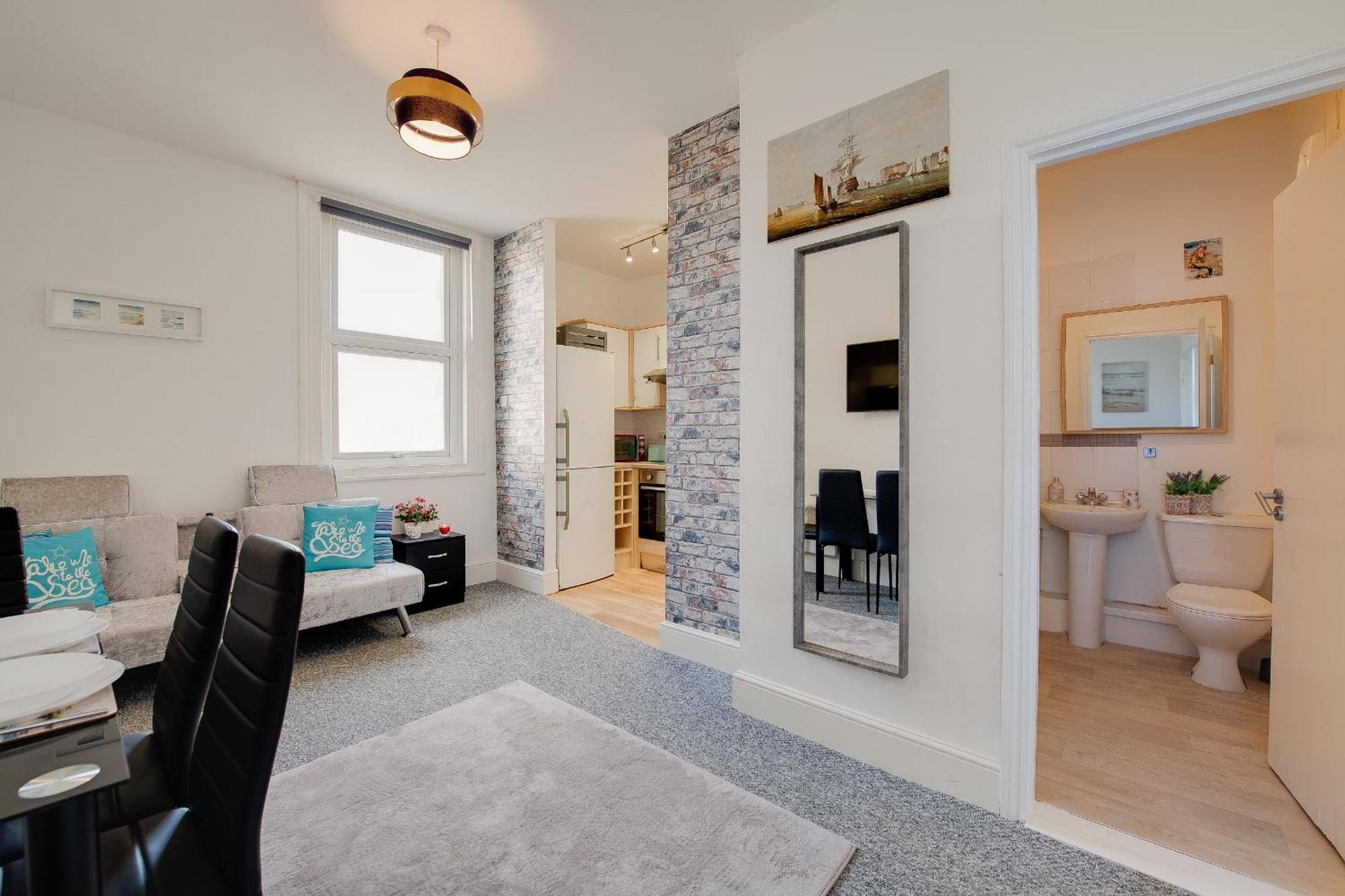 Dockyard Hideaway Nr Gunwharf Quays Apartment *
