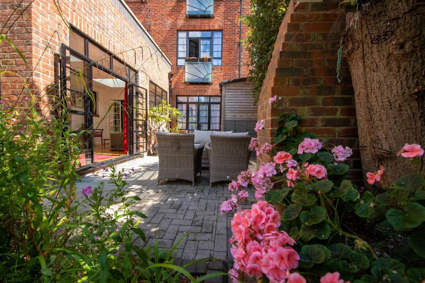 Apartment Wildflower Garden